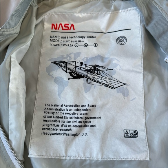 NASA Reflective Silver Bomber Jacket -Streetwear Techwear Size women's Large - Picture 7 of 11